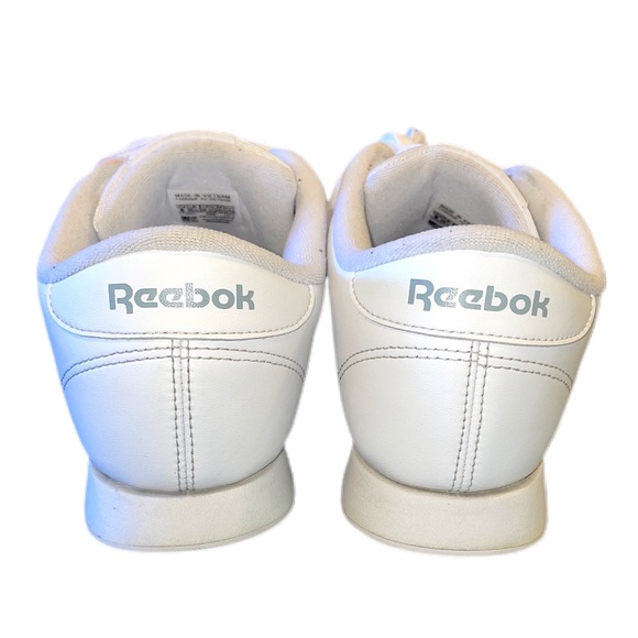 Reebok Classics - Picture 3 of 6